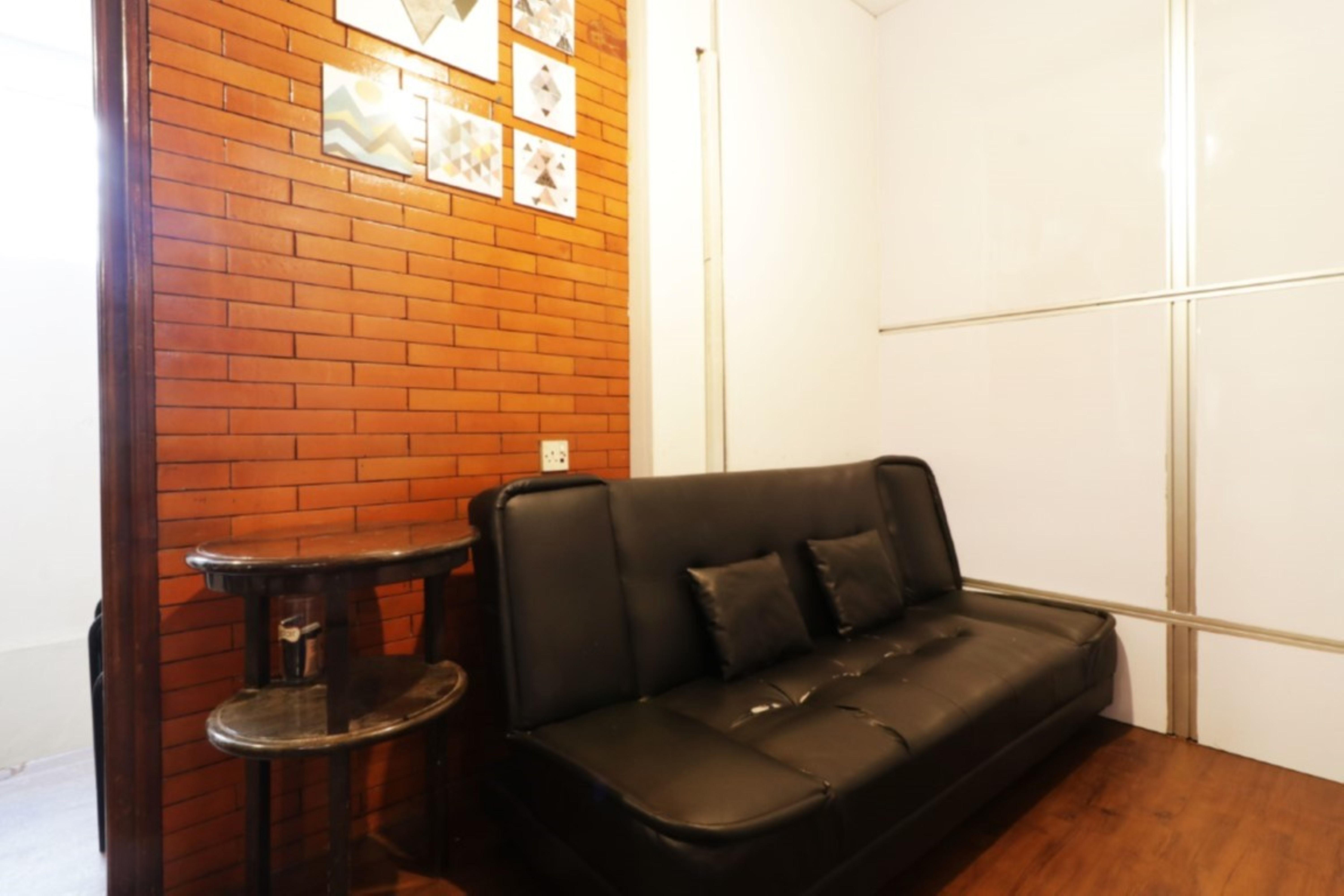 Inap At Capsule Thamrin Hotel Jakarta Exterior photo